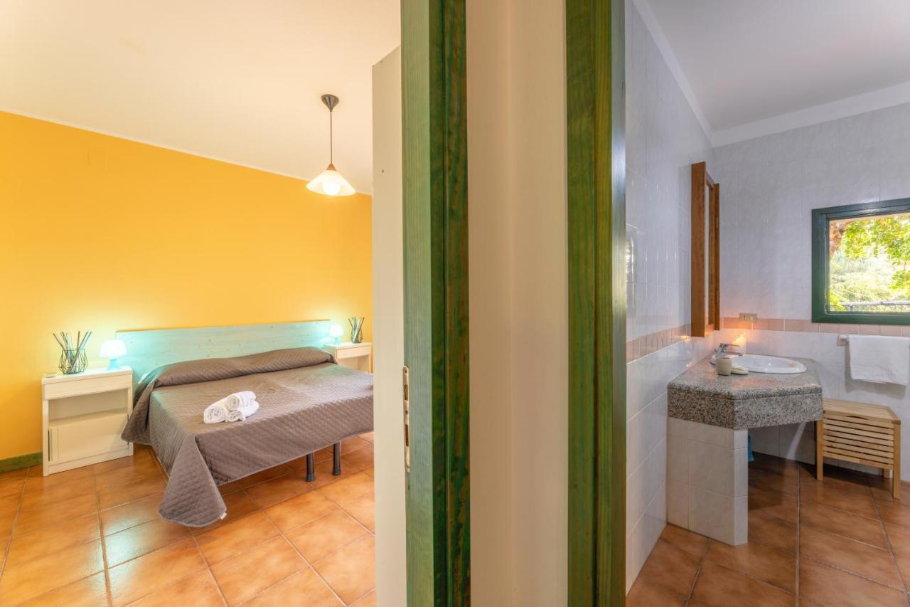Apartment I Mirti Bianchi - Bilo 4 By Interhome Santa Teresa Gallura Eksteriør billede